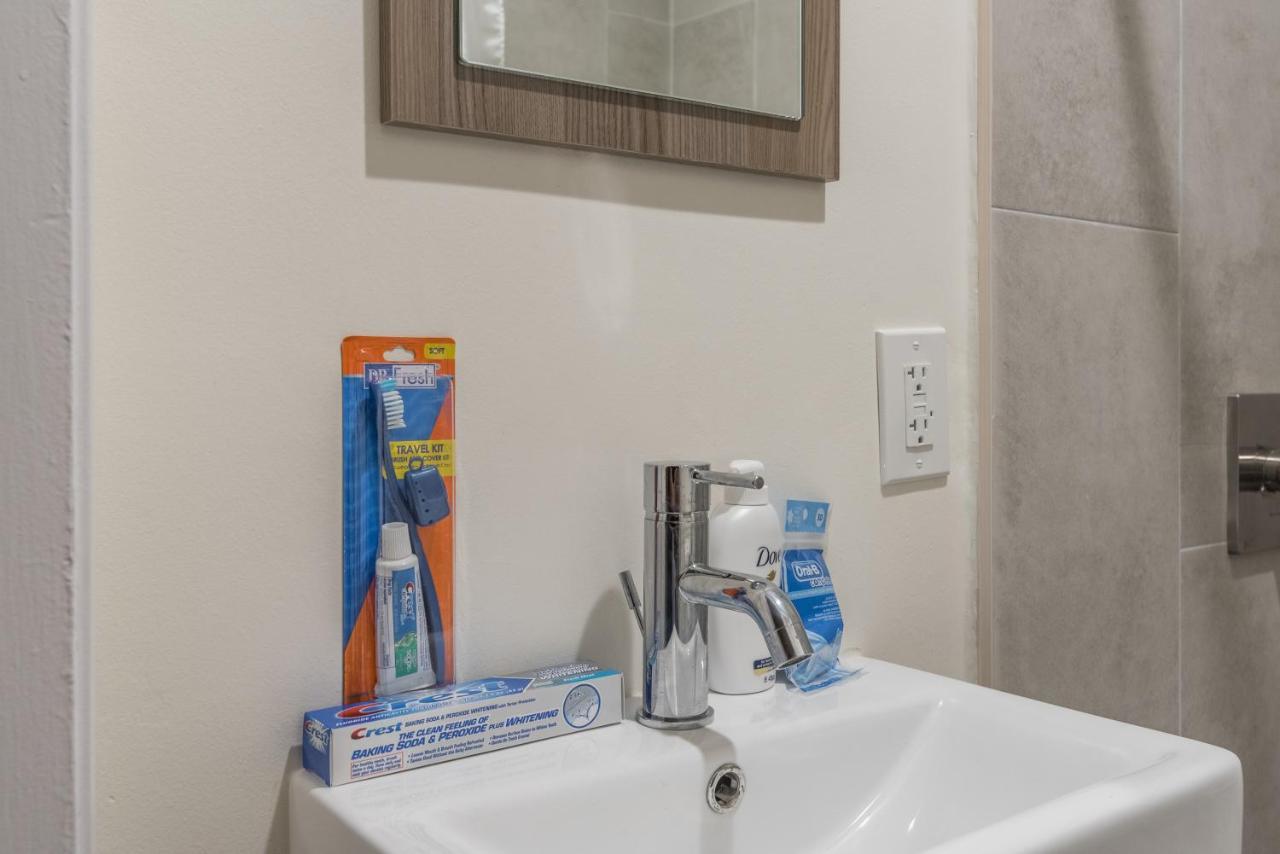 Luxurious Studio City Home ロサンゼルス エクステリア 写真
