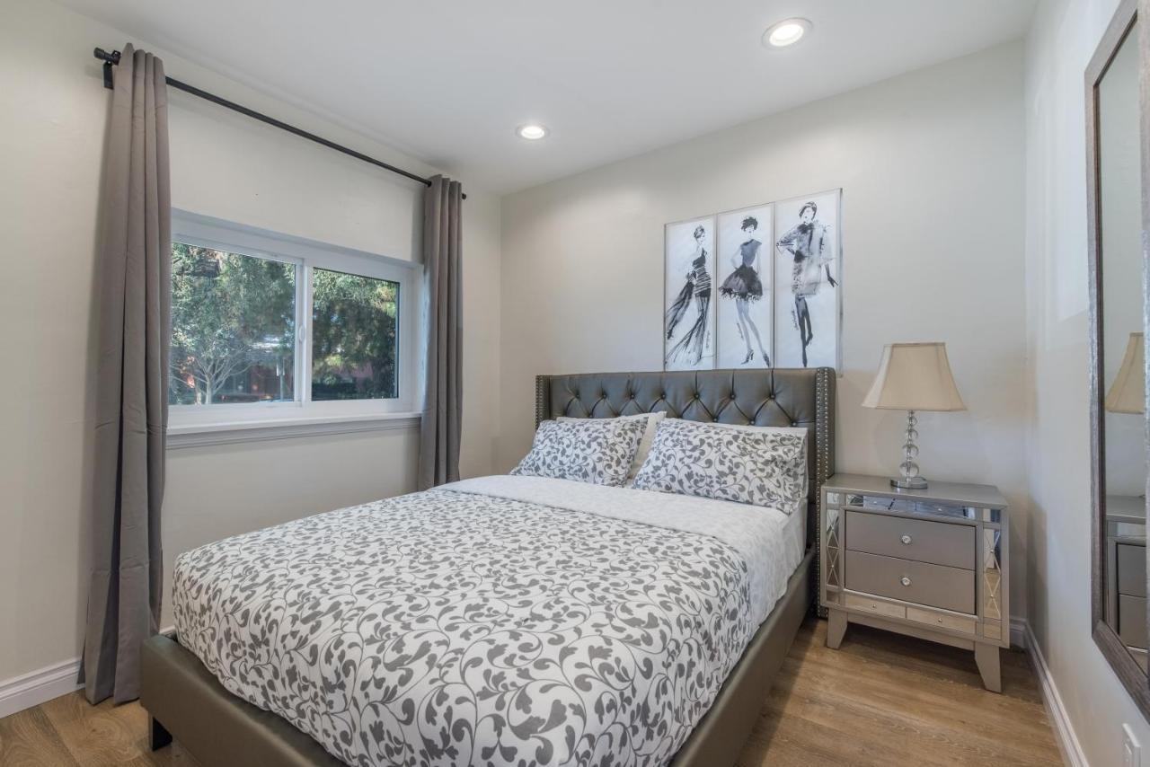 Luxurious Studio City Home ロサンゼルス エクステリア 写真