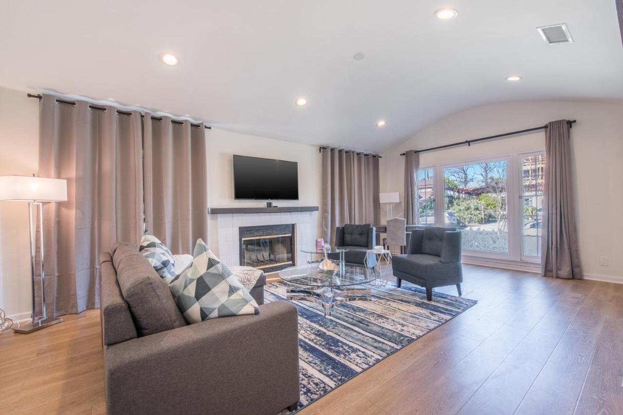 Luxurious Studio City Home ロサンゼルス エクステリア 写真